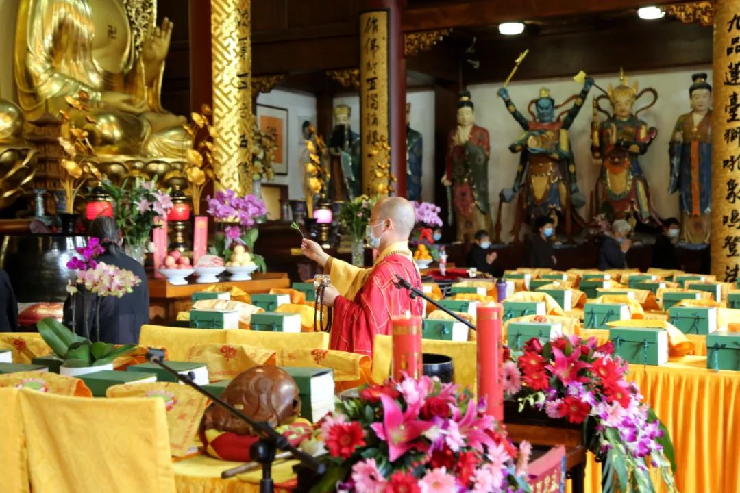 上海西林禅寺举办观世音菩萨出家纪念暨菊花展通启