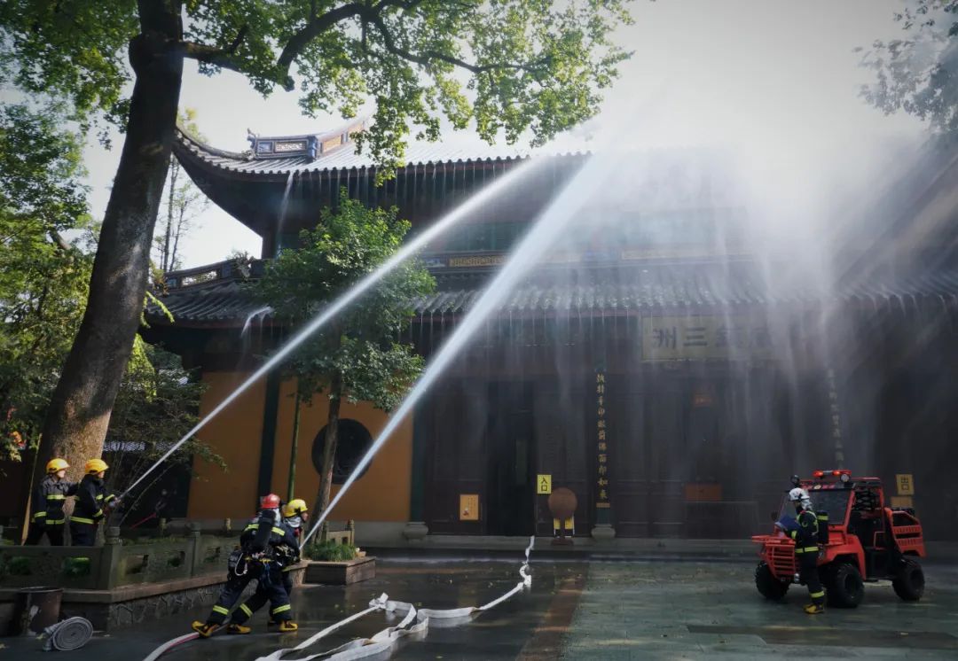 杭州市宗教活动场所消防技能大比武在灵隐寺举办