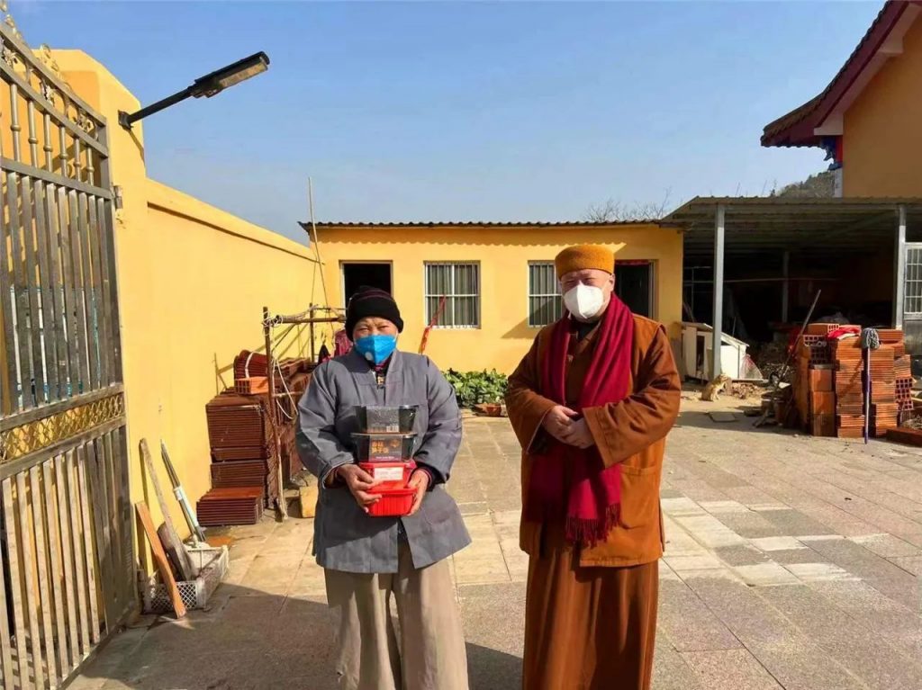 合肥市佛教协会开展新年走访慰问活动