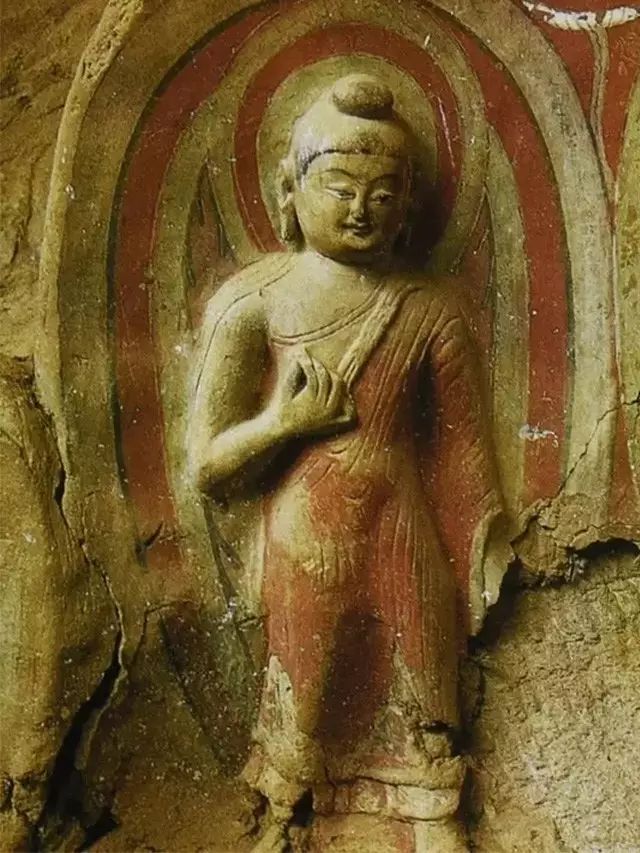 佛陀之衣：简议佛陀服饰的风格与断代（二）