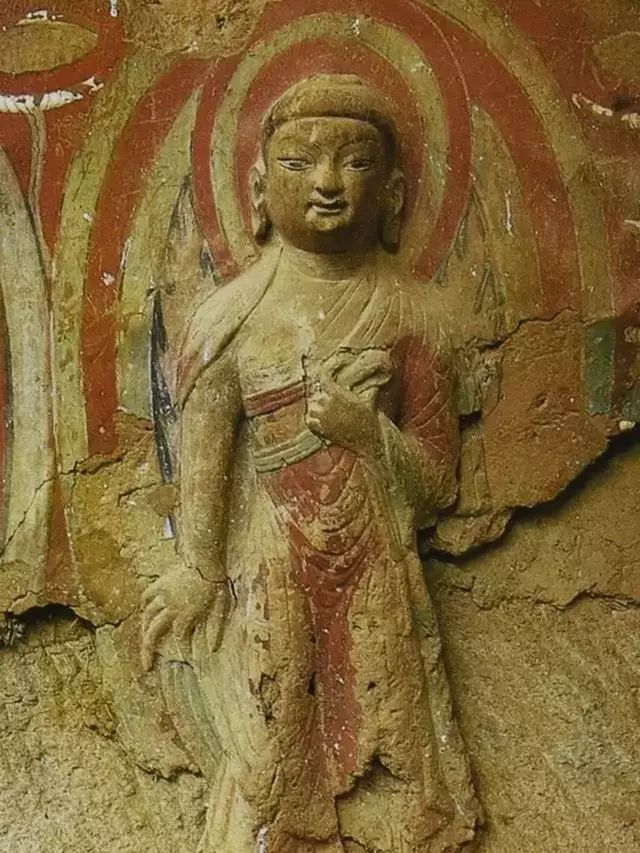 佛陀之衣：简议佛陀服饰的风格与断代（二）