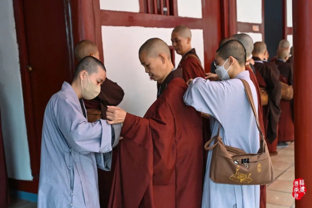 戒幢高树 | 福州象峰崇福寺传授三坛大戒第十九日：正授比丘尼戒