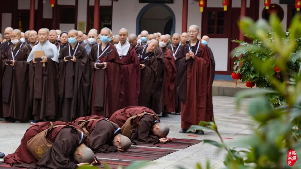 戒幢高树 | 福州象峰崇福寺传授三坛大戒第十九日：正授比丘尼戒