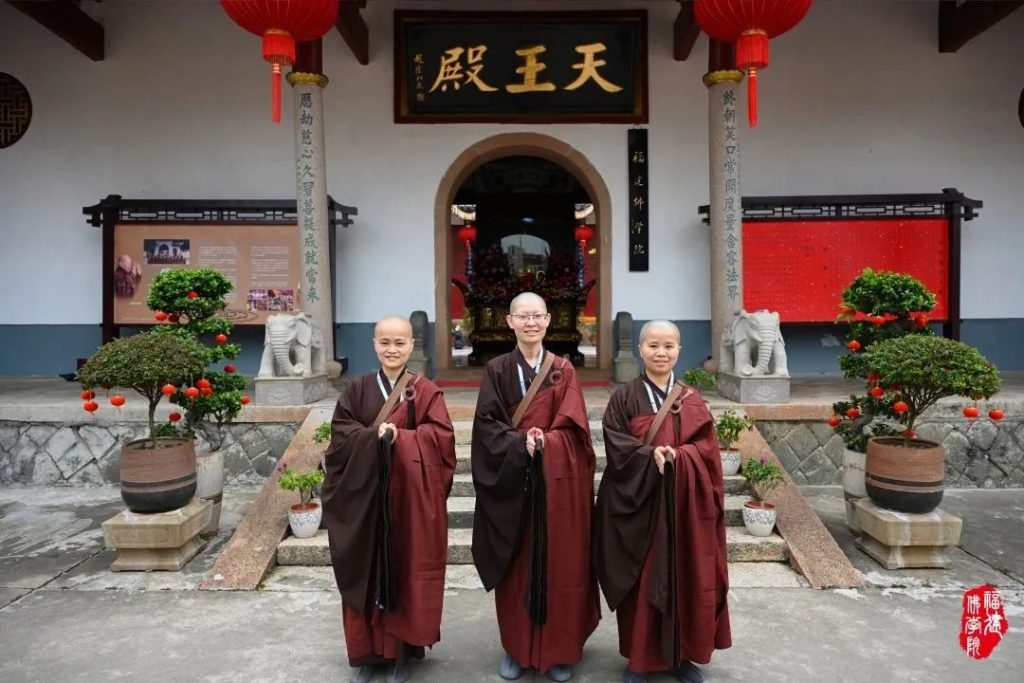 戒幢高树 | 福州象峰崇福寺传授三坛大戒第十九日：正授比丘尼戒