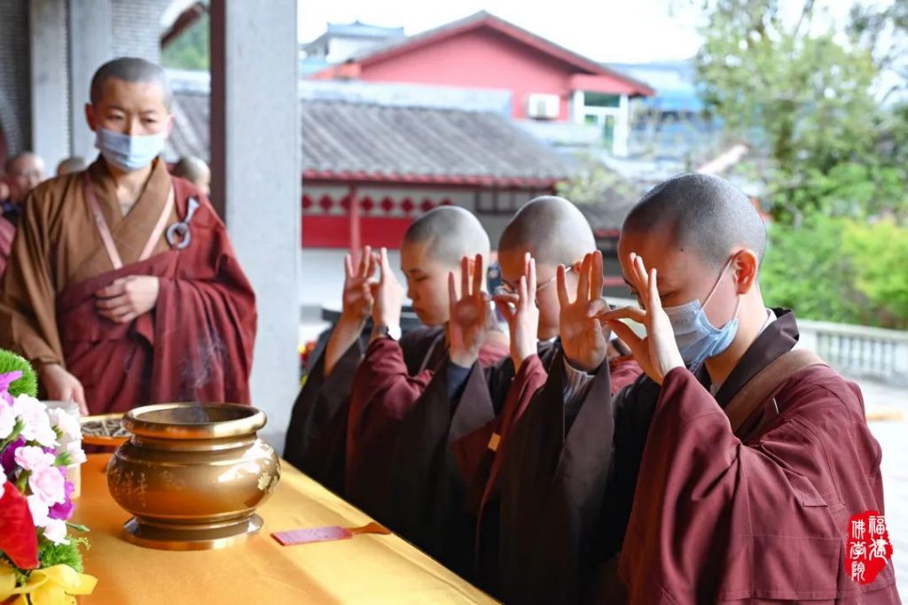 戒幢高树 | 福州象峰崇福寺传授三坛大戒第十九日：正授比丘尼戒