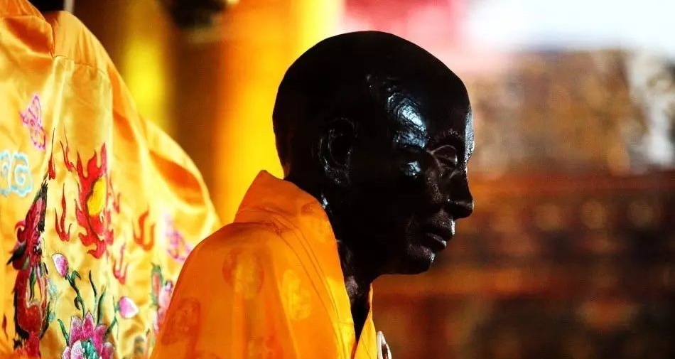 六祖惠能大师：世人终日口念般若，不识自性般若，犹如……