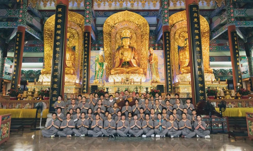 珠海普陀寺圆满举行癸卯年三月初一“八关斋戒”活动