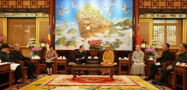 全国政协民族和宗教委员会调研组到中国佛教协会走访调研