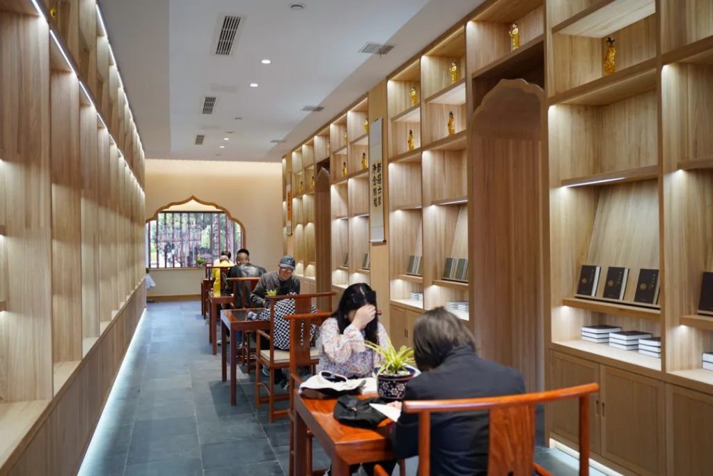 万水朝东 众响同音 | 佛七，把心带回“家”