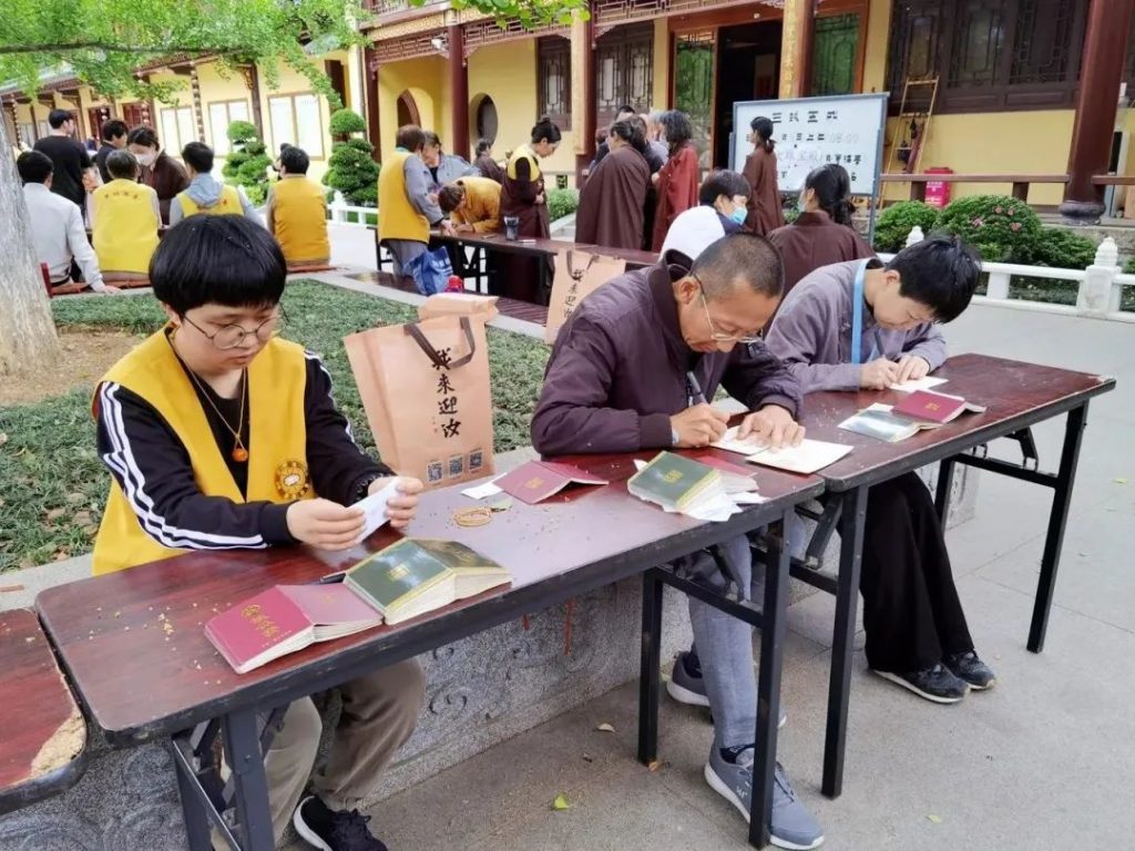 万水朝东 众响同音 | 佛七，把心带回“家”