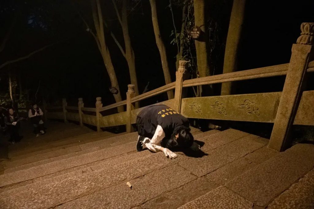 学修在玉佛，行路于名山丨普陀山朝圣纪行