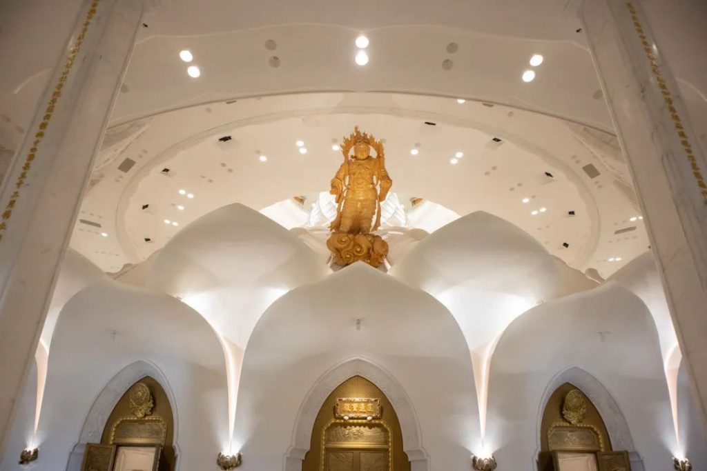 学修在玉佛，行路于名山丨普陀山朝圣纪行