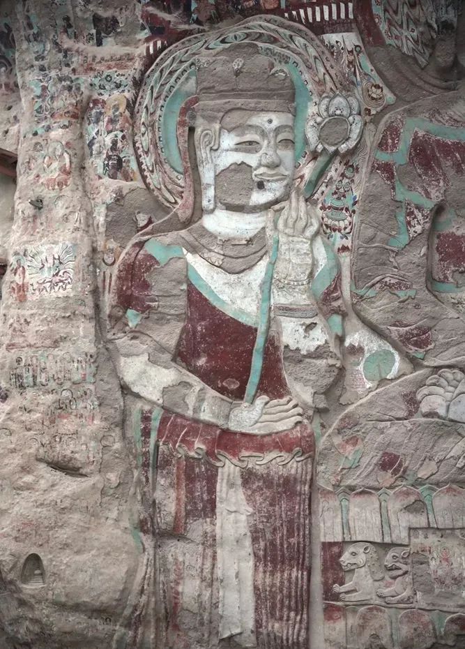 拉梢寺石窟，留存了世界上最大的摩崖浮雕佛像