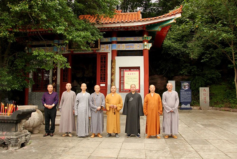 江西省佛教协会教务教风委员至赣州市调研
