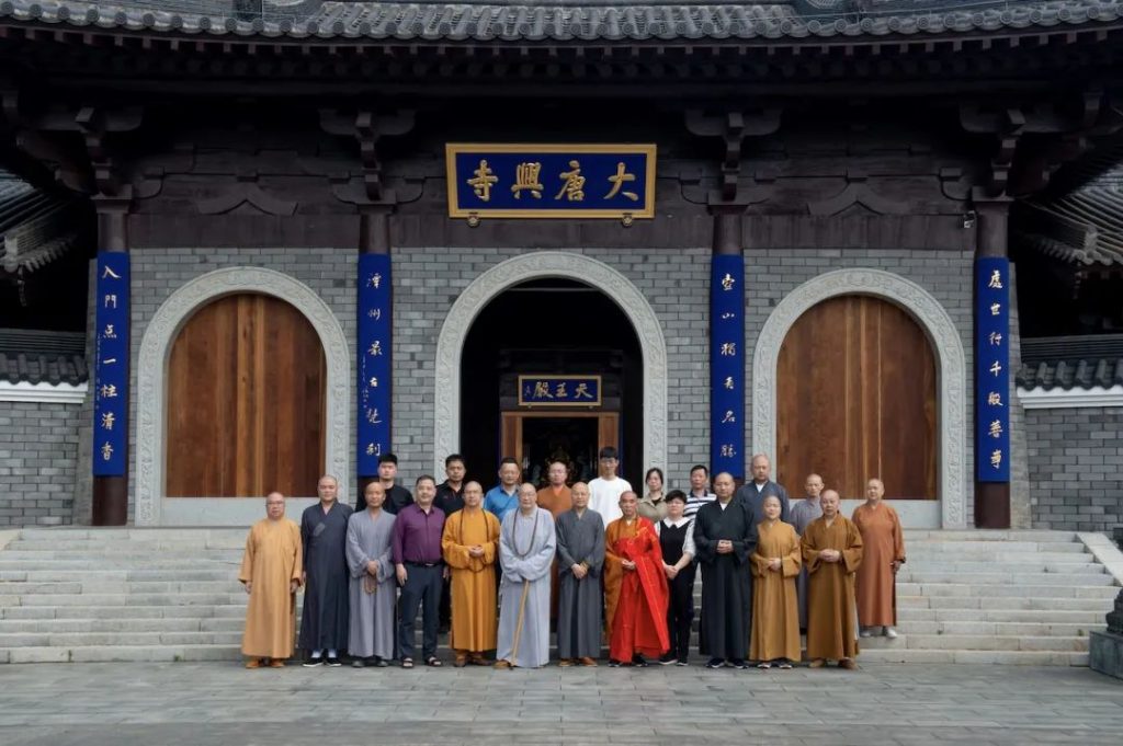 浙江省佛教协会一行赴湖南开展红色之旅