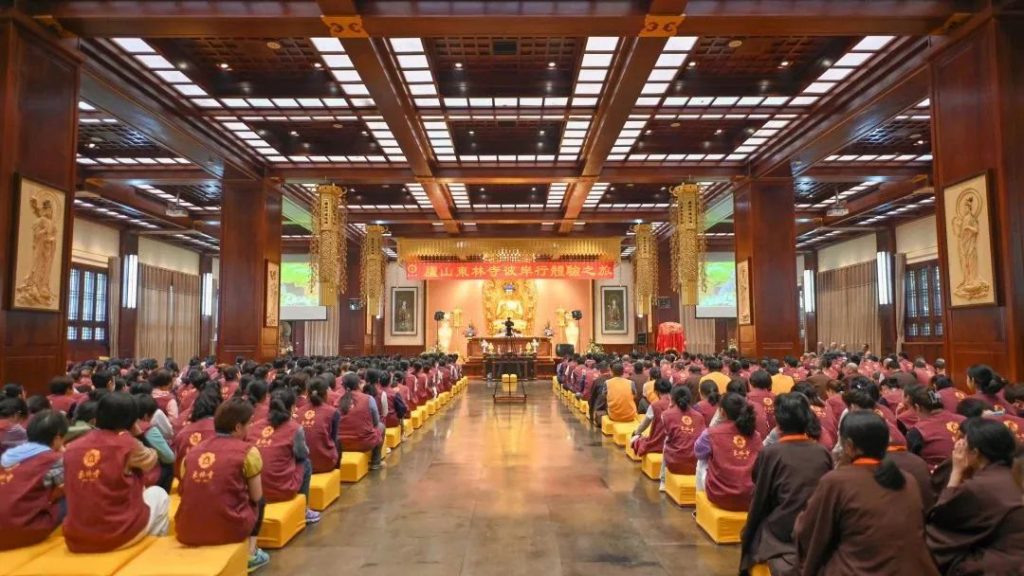 彼岸行 | 曾更见世尊，则能信此事