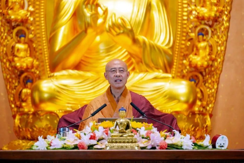 彼岸行 | 曾更见世尊，则能信此事