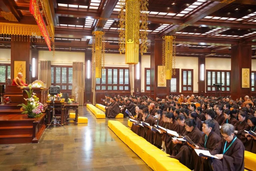 彼岸行 | 曾更见世尊，则能信此事