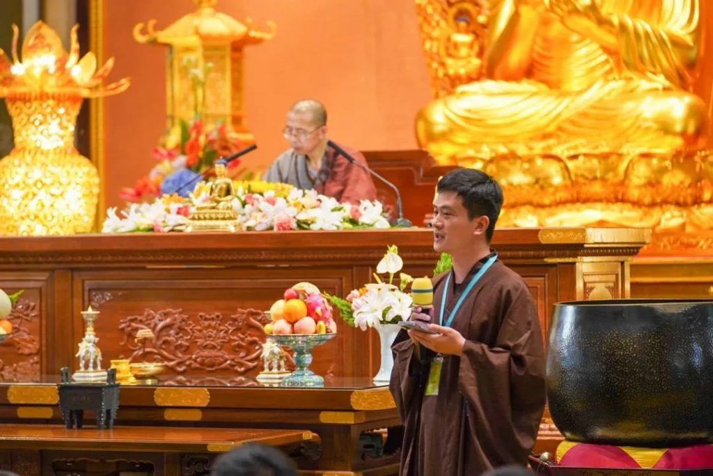 彼岸行 | 曾更见世尊，则能信此事