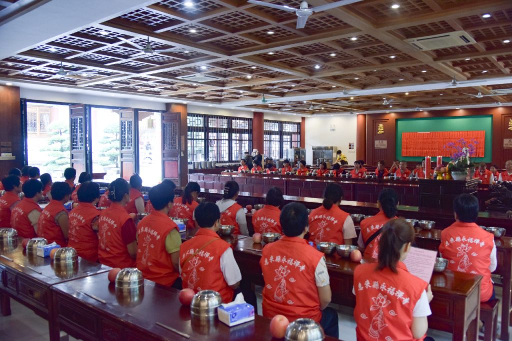 惠来永福禅寺参访团一行赴我寺参访学习