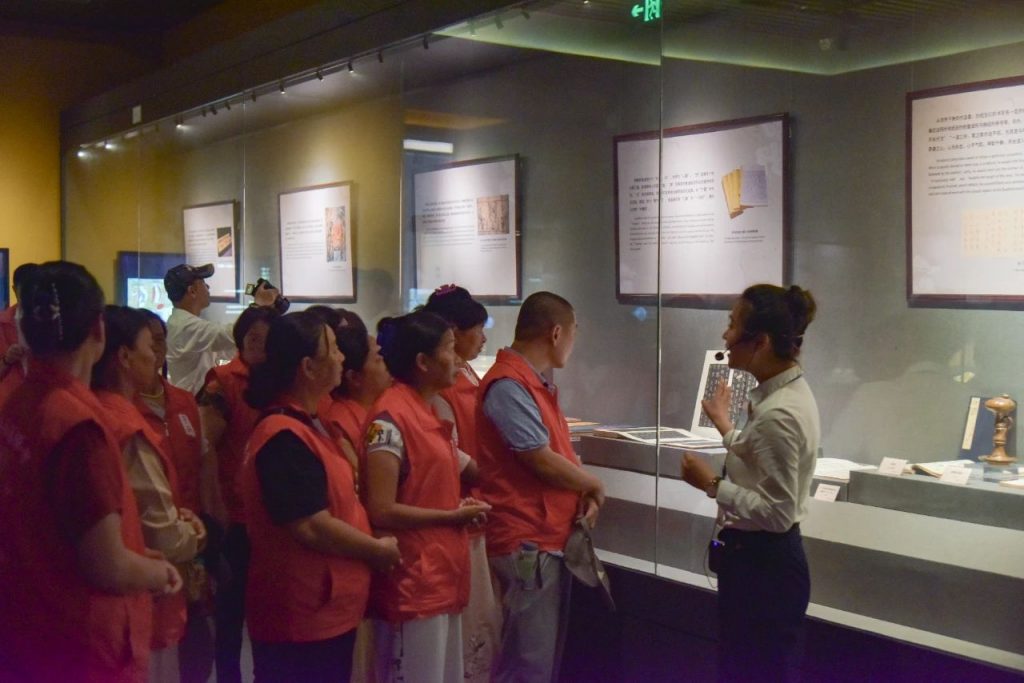 惠来永福禅寺参访团一行赴我寺参访学习