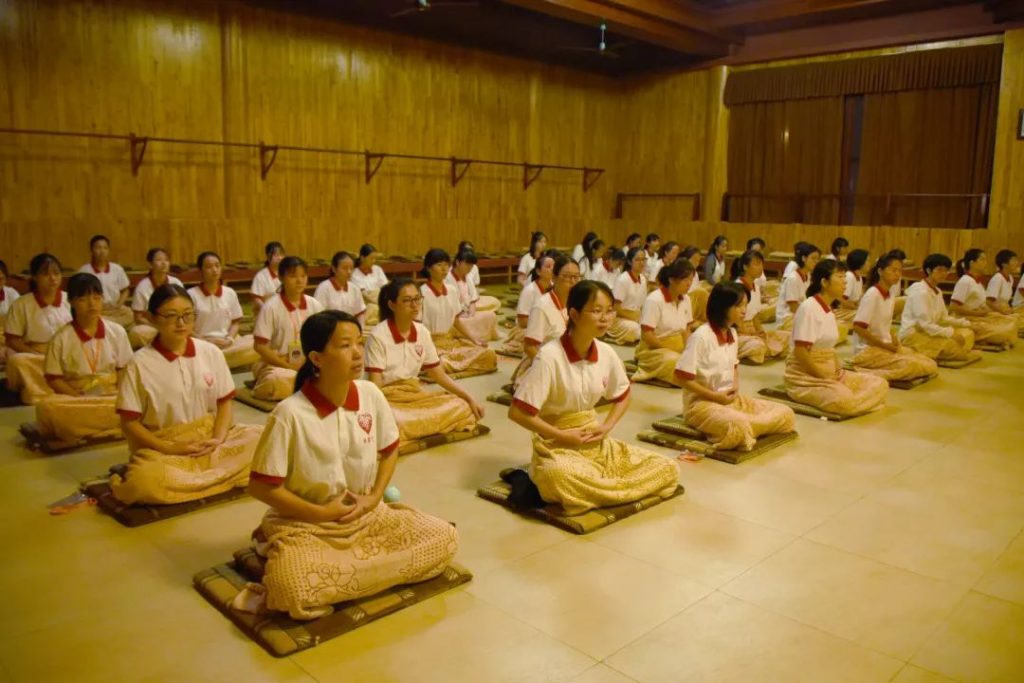 提供食宿、费用全免！​广州华严书院暨穗港澳青年传统文化夏令营报名啦