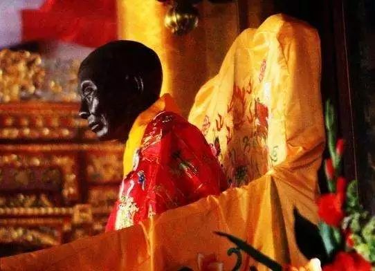 汉地佛子，莫把汉地祖师看轻了！