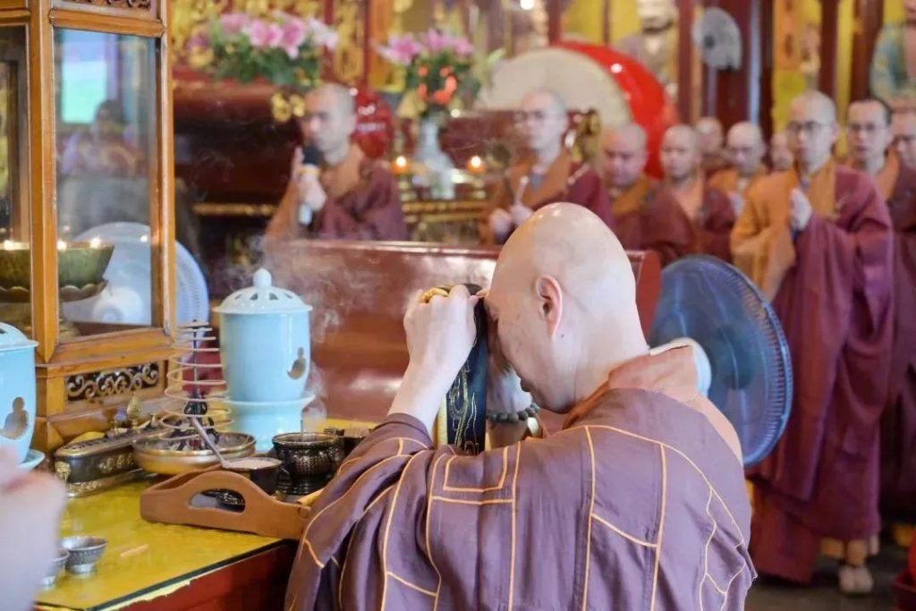 东林净土学院举办“传印长老往生百日祭”追思交流会