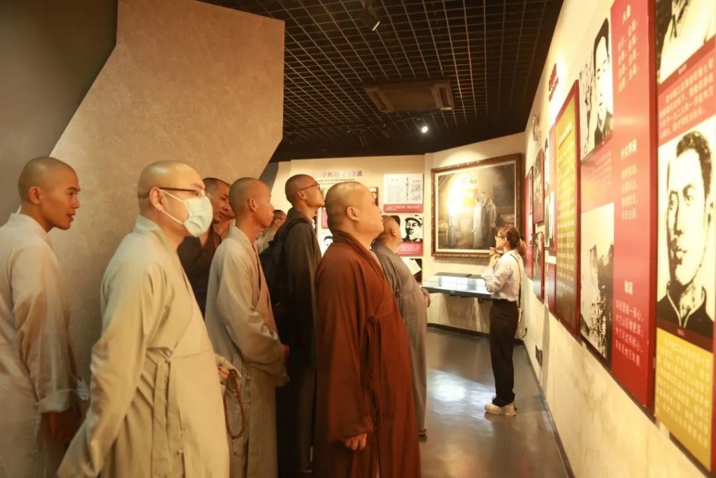 武昌佛学院赴黄陂开展爱国主义教育实践活动