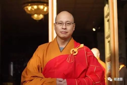 界诠法师：我们信仰的是三宝！不是信仰的哪个人