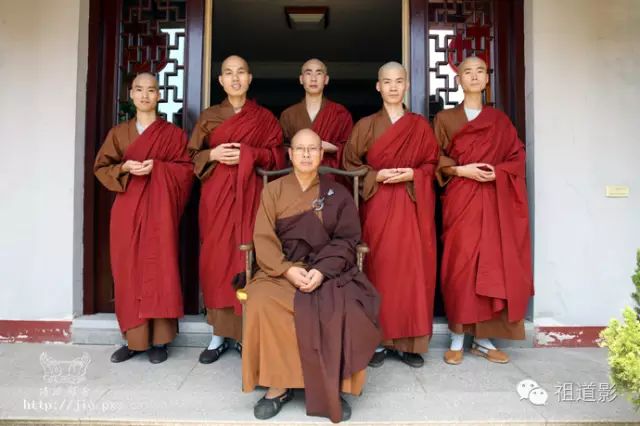 界诠法师：我们信仰的是三宝！不是信仰的哪个人