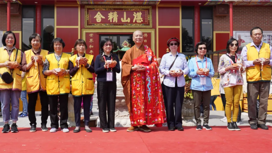 盛况空前 | 千人共庆加拿大湛山精舍开山建寺50周年
