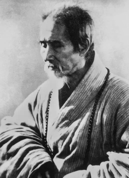 虚云老和尚：现在眼光要落地了，才知道以前所为都是不对