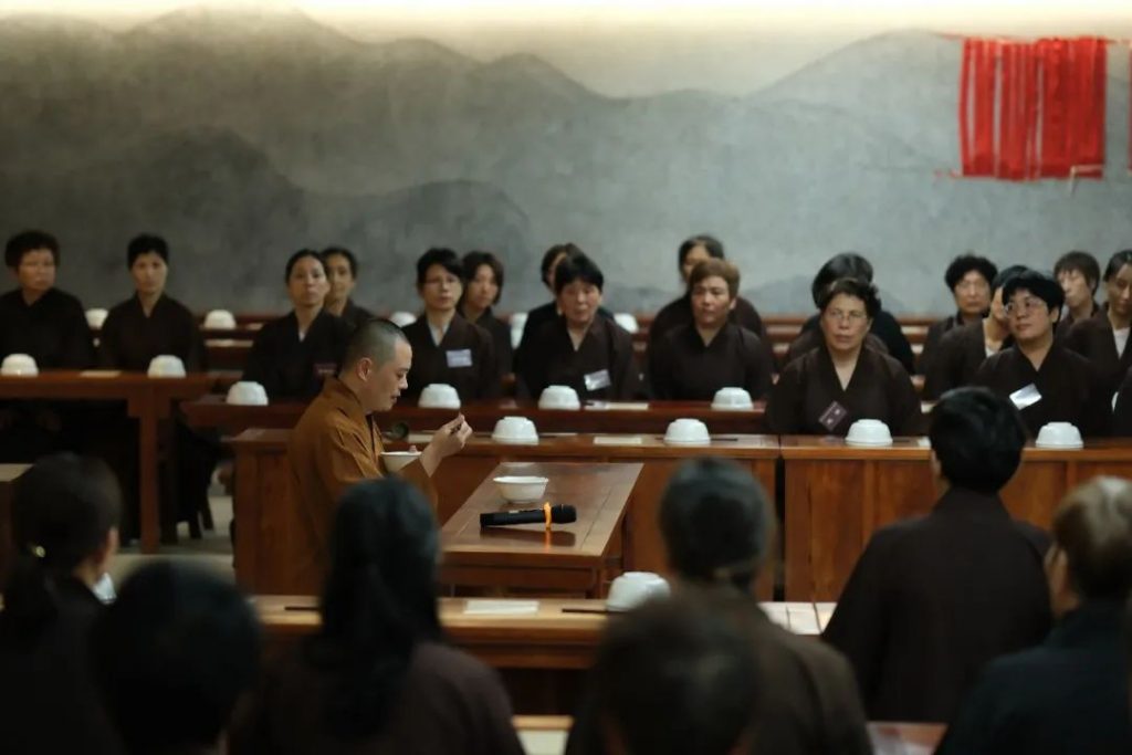 新闻｜杭州灵隐寺举办2023年第二期皈依弟子回堂修学活动​
