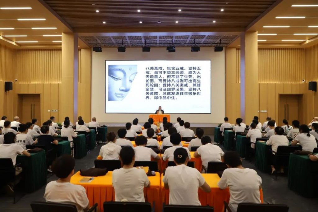 新闻｜杭州灵隐寺举办2023年第二期皈依弟子回堂修学活动​