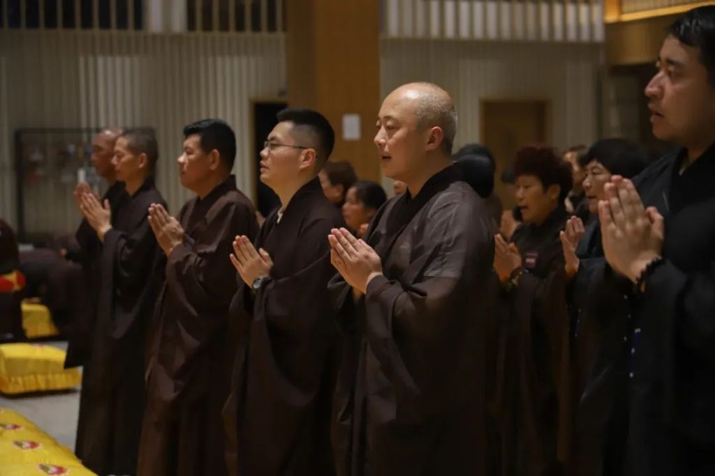 新闻｜杭州灵隐寺举办2023年第二期皈依弟子回堂修学活动​