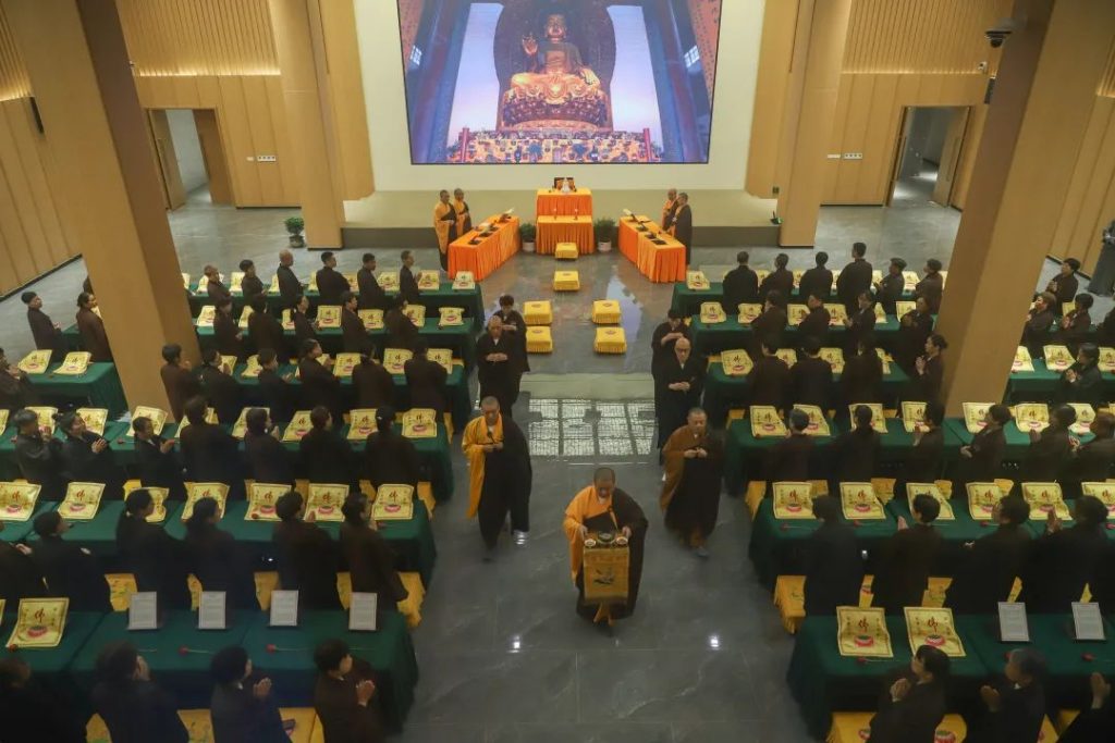 新闻｜杭州灵隐寺举办2023年第二期皈依弟子回堂修学活动​