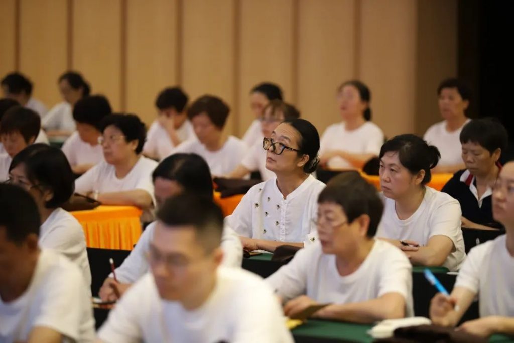 新闻｜杭州灵隐寺举办2023年第二期皈依弟子回堂修学活动​