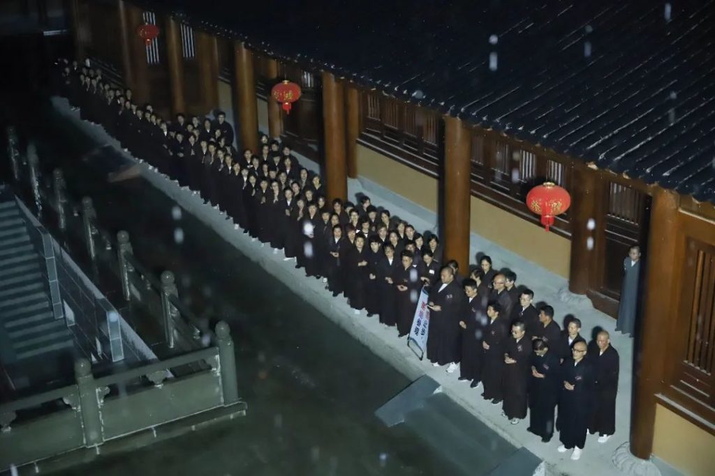 新闻｜杭州灵隐寺举办2023年第二期皈依弟子回堂修学活动​