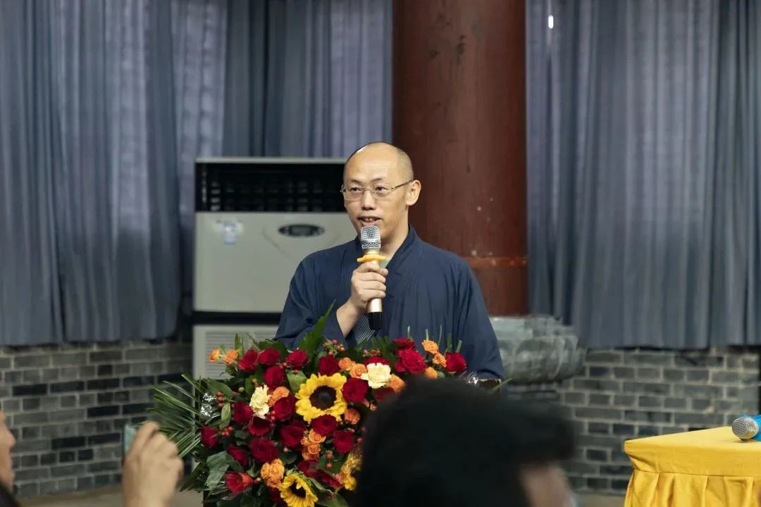 释延个法师担任主持人非洲少林学员参加开幕式自2017以来,少林寺坚持