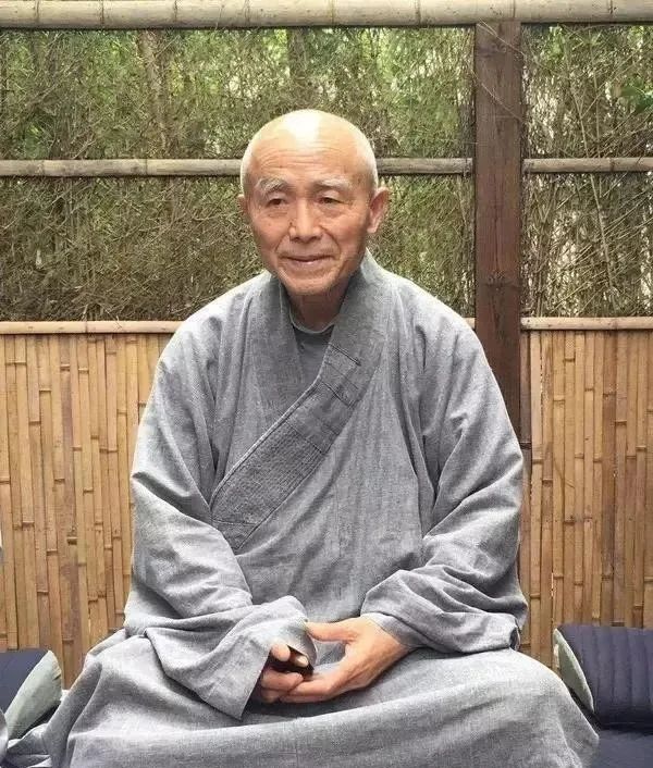 绍云老和尚：世间哪个不爱黄金？修道人却爱刹那静