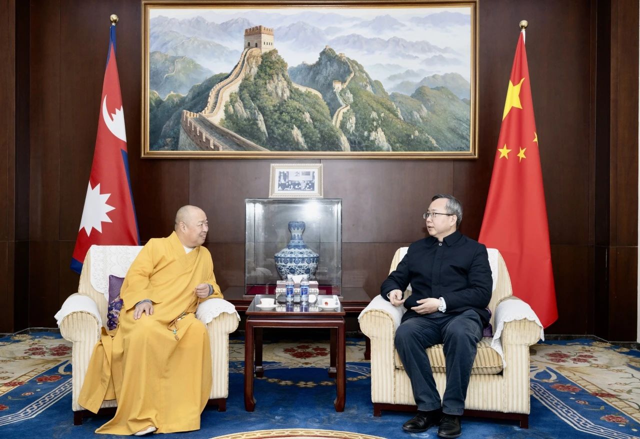 中国驻尼泊尔大使会见印顺大和尚一行