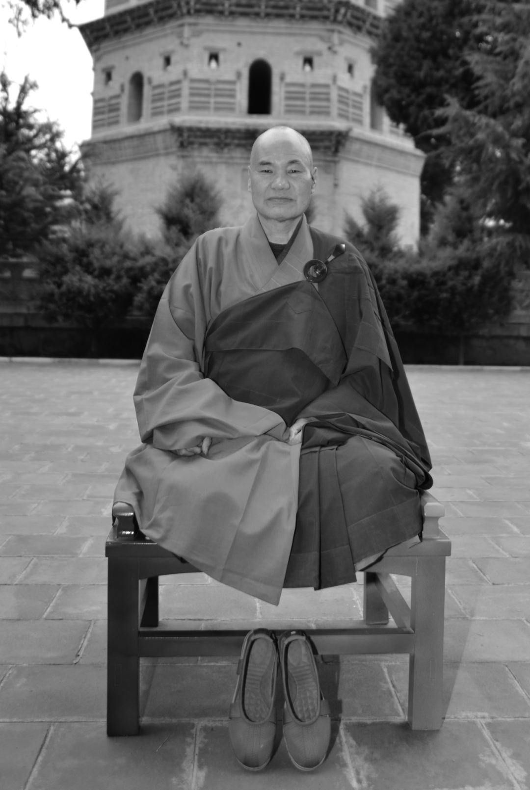 雪峰崇圣禅寺传观法师领众沉痛悼念能元法师示寂