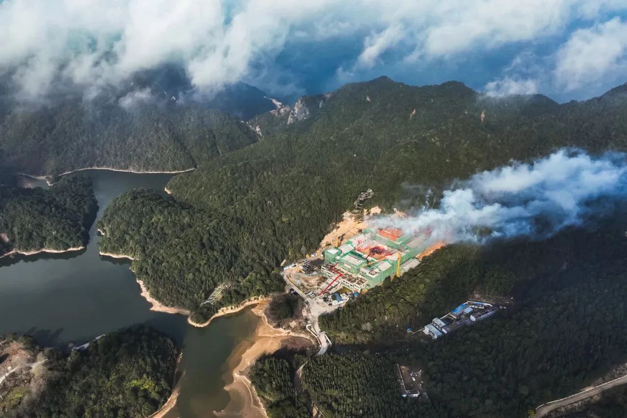 沩仰祖庭今朝重光！韶关东平山正觉禅寺举行大雄宝殿封顶庆典
