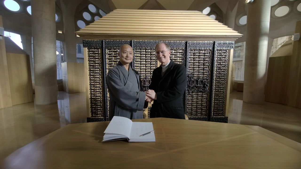 海会山走访巴塞罗那圣家族大教堂