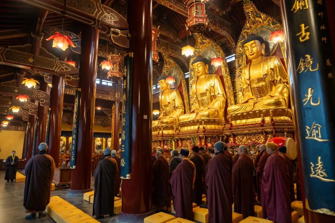 庐山东林寺为新余火灾事故罹难民众举行专场超荐法会