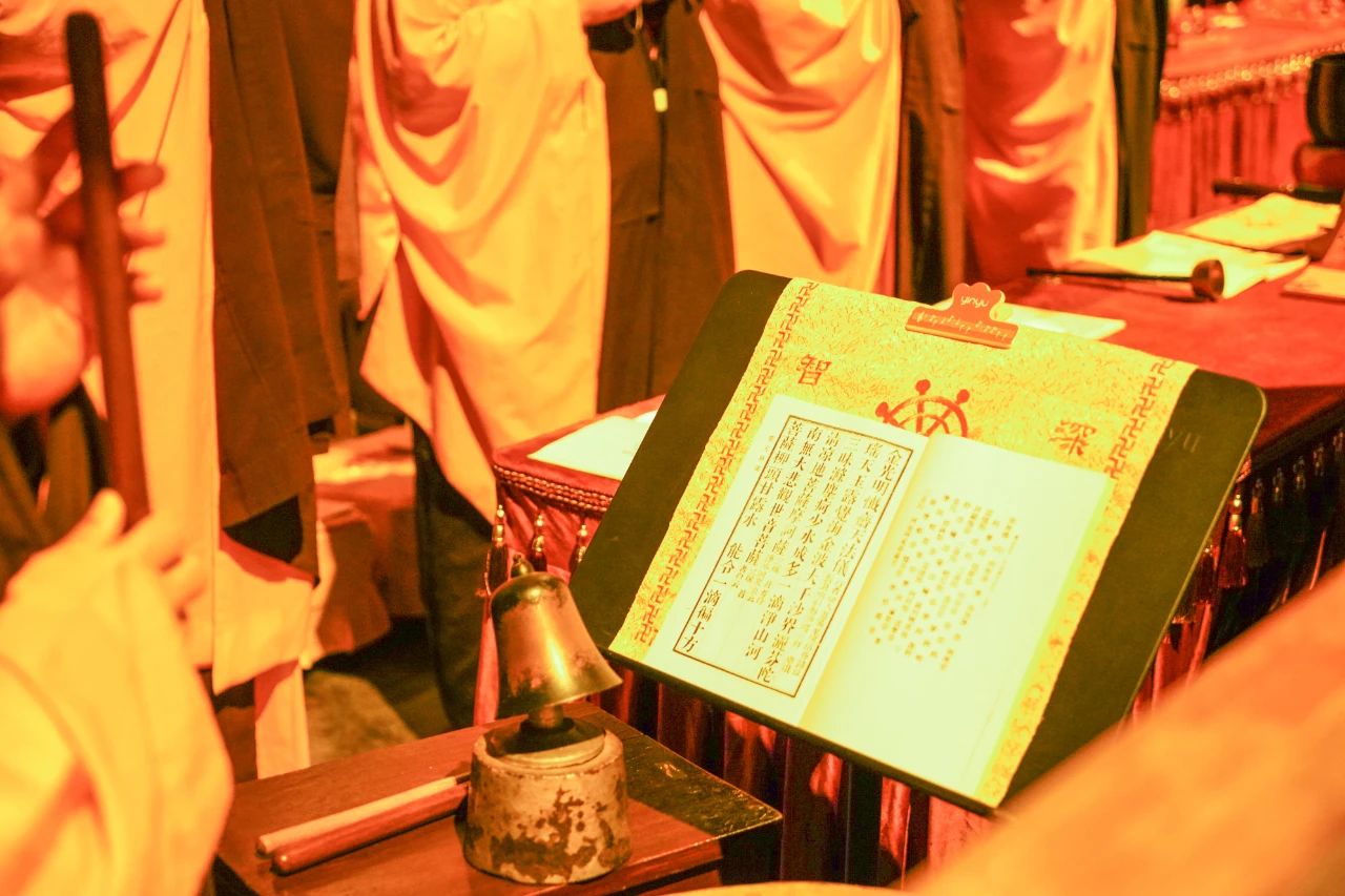 杭州灵隐寺举行甲辰新春供佛斋天法会 祈愿国土安宁 人民康乐​