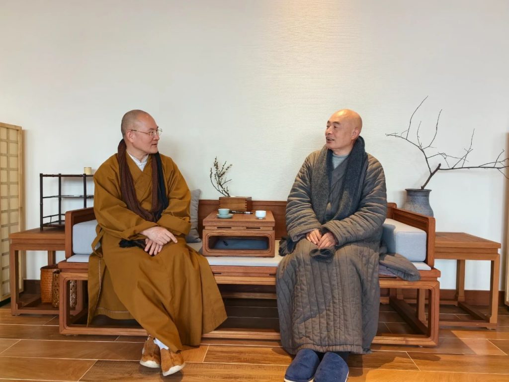 福建佛学院院长本性法师专程看望学院“五比丘”