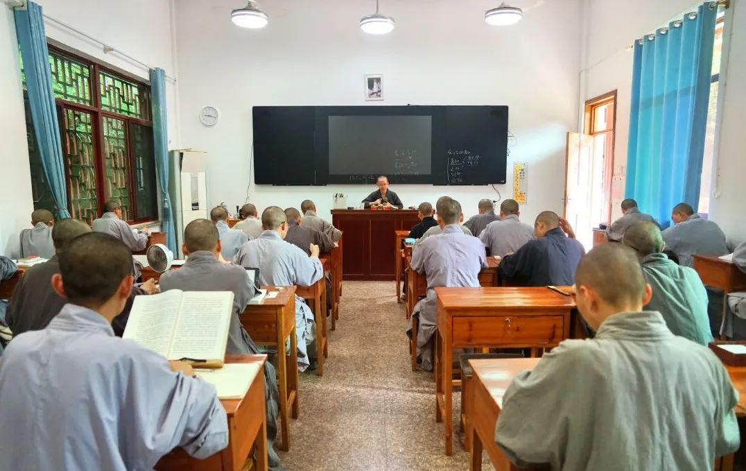 学院动态‖江西佛学院大金山尼众佛学院招生简章