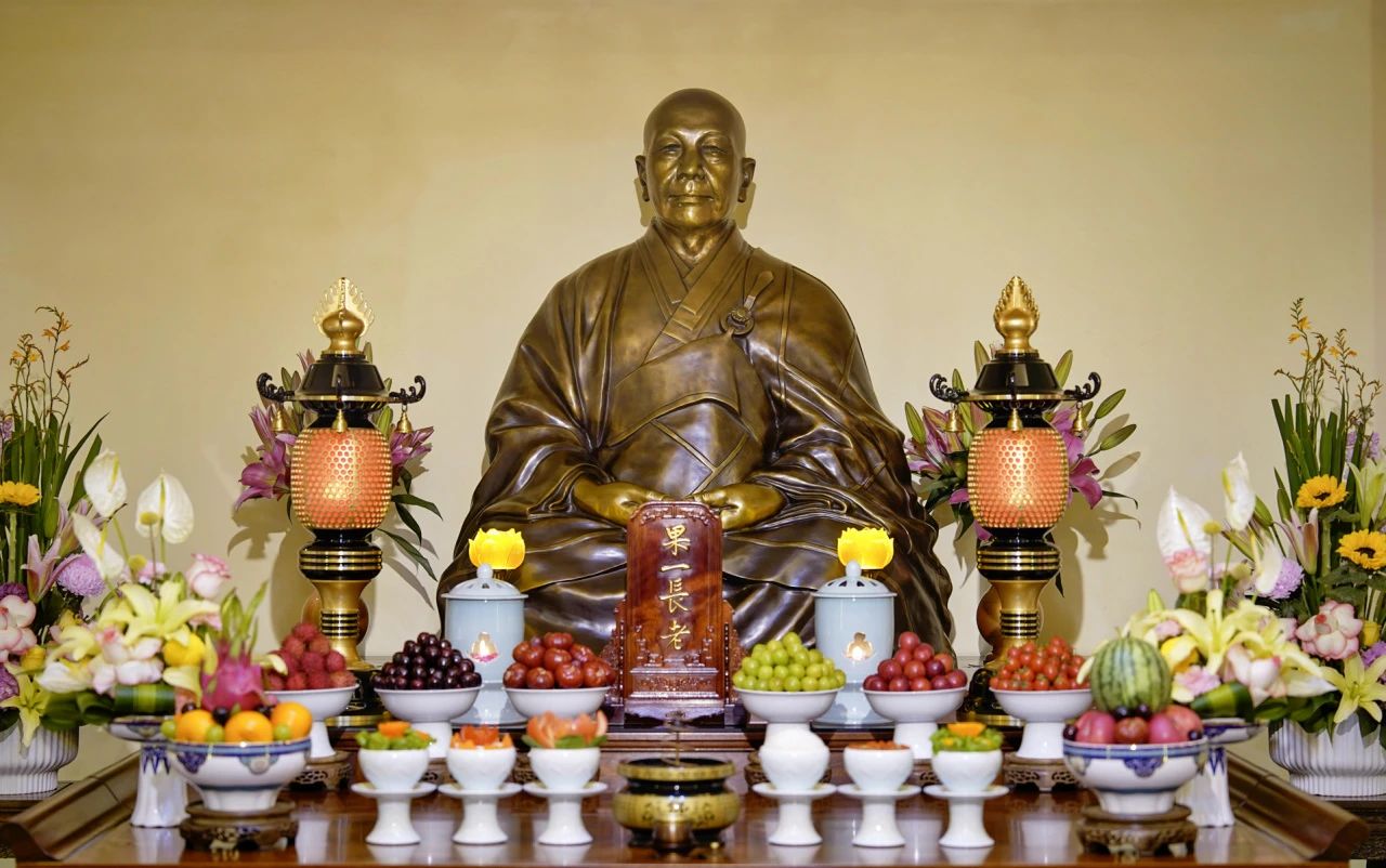 庐山东林寺举行纪念果一上人往生三十周年上供普佛法会